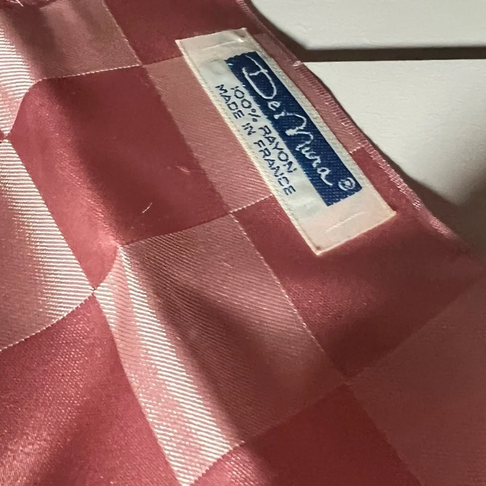 De Mura pink rayon scarf